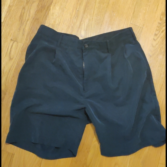 Nautica Bermuda shorts NWOT runs small 34 36 - Picture 1 of 4